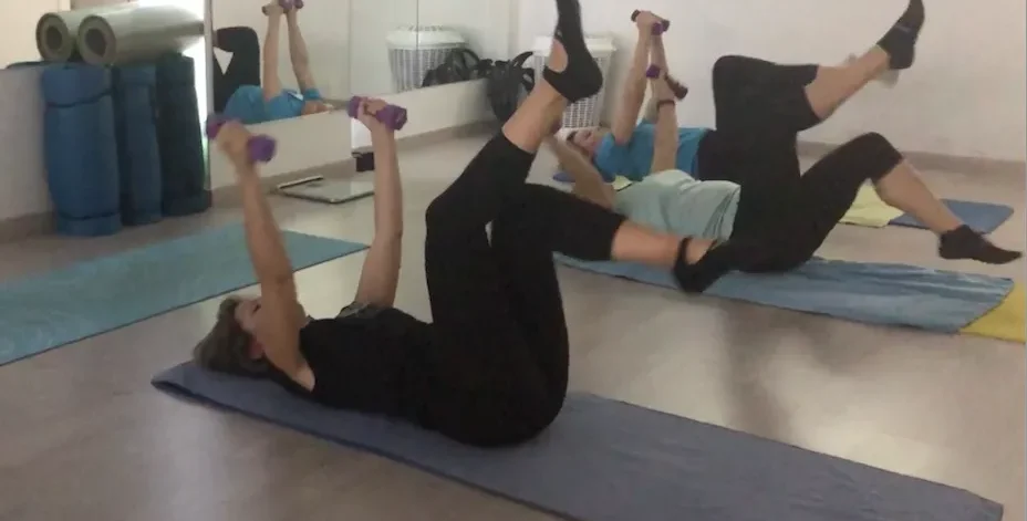 Clase de Pilates en grupo en Bio Ems Alicante
