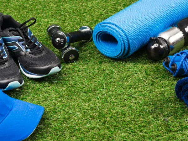 Material de Pilates: esterilla, pesas y accesorios
