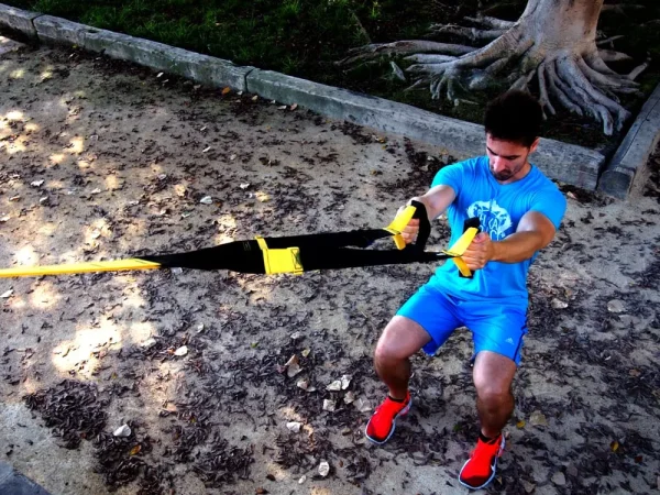 Entrenamiento con bandas TRX, entrenamiento funcional en Alicante